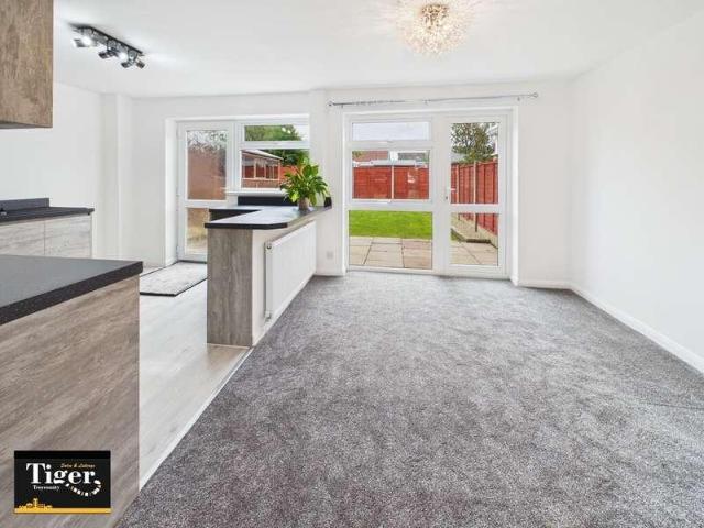 3 bed house for sale