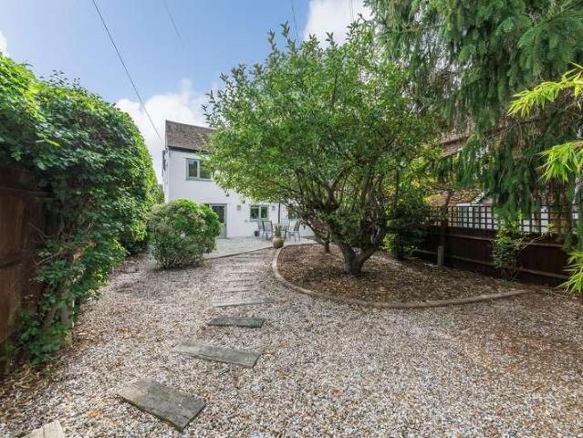3 bed house for sale