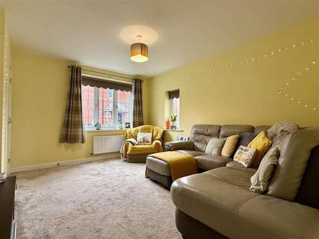 3 bed house for sale