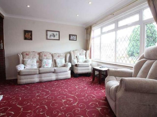 3 bed house for sale