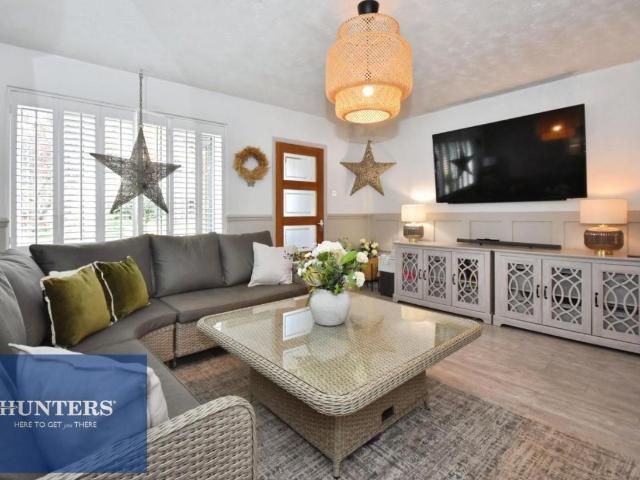 3 bed house for sale