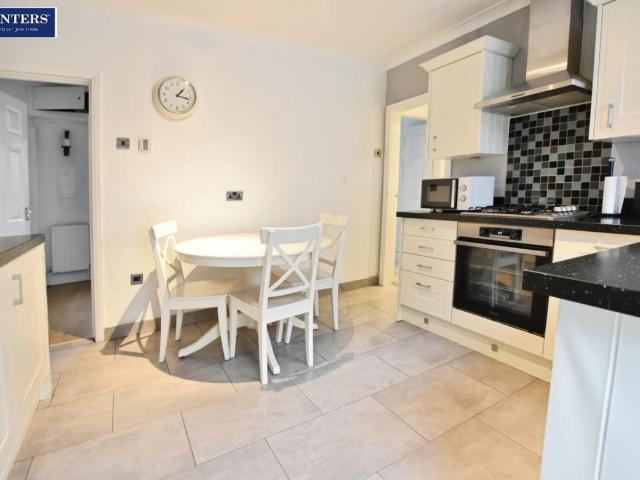 3 bed house for sale