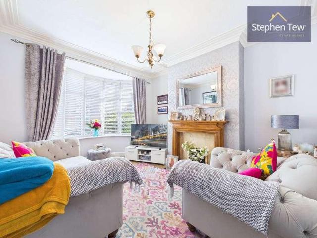 3 bed house for sale