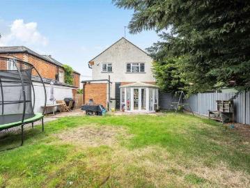 3 bed house for sale