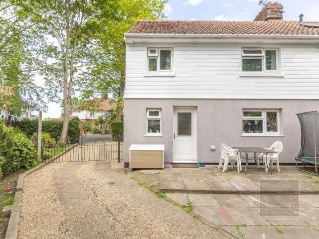 3 bed house for sale