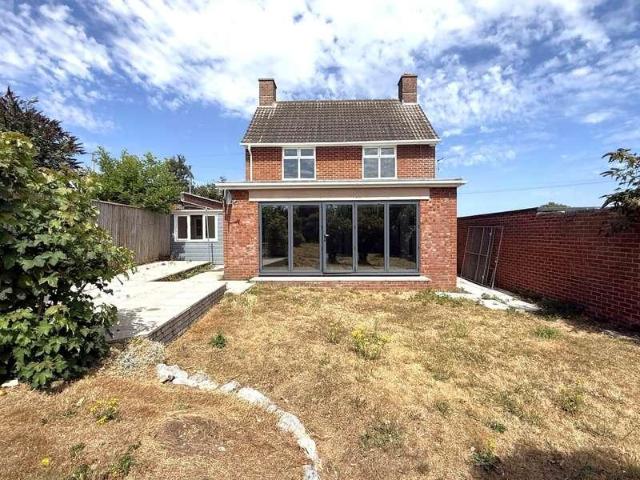 3 bed house for sale