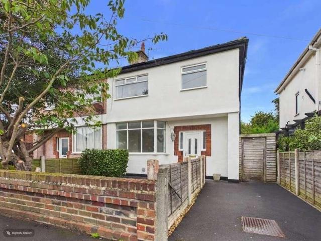 3 bed house for sale