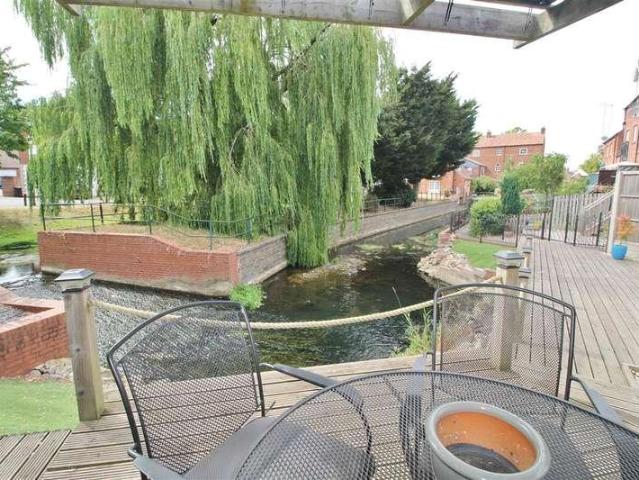 3 bed house for sale