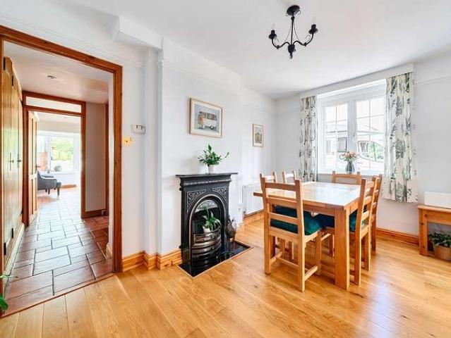 3 bed house for sale
