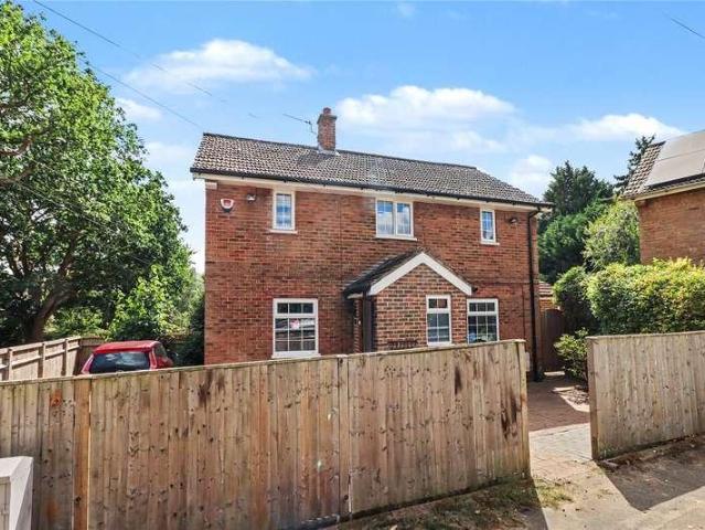 3 bed house for sale