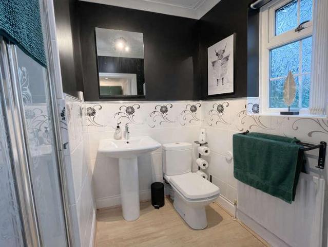 3 bed house for sale