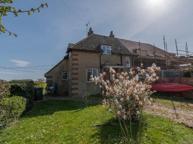 3 bed house for sale
