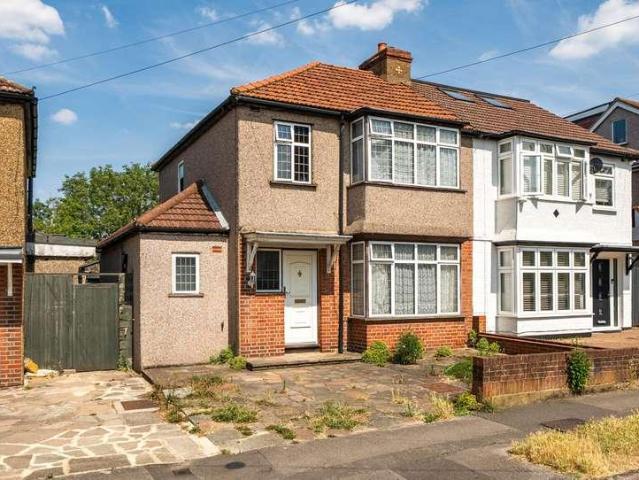 3 bed house for sale