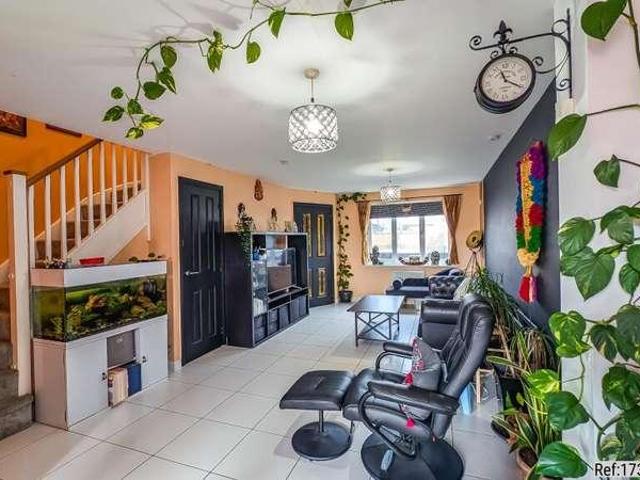 3 bed house for sale