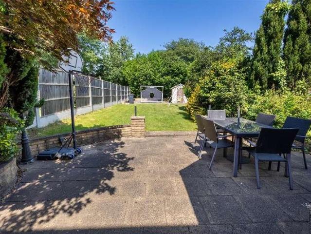 3 bed house for sale