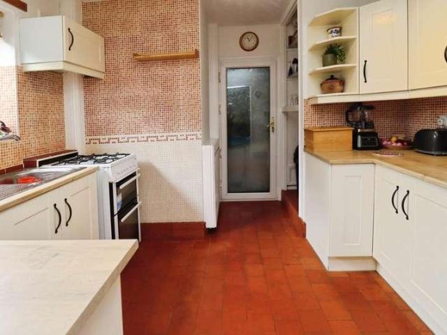3 bed house for sale