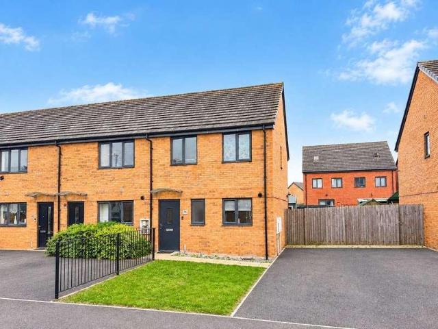 3 bed house for sale