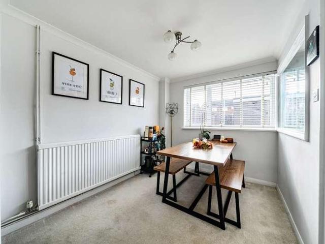 3 bed house for sale