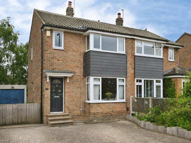 3 bed house for sale