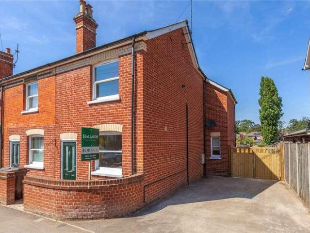 3 bed house for sale