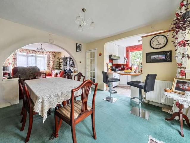 3 bed house for sale