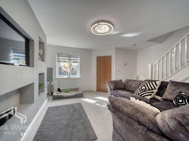 3 bed house for sale