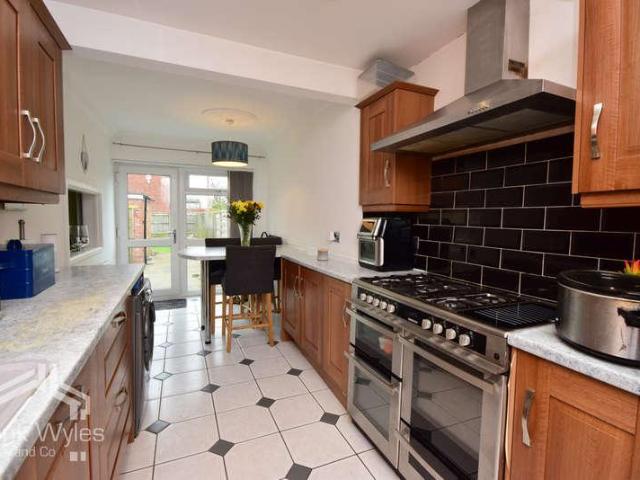 3 bed house for sale
