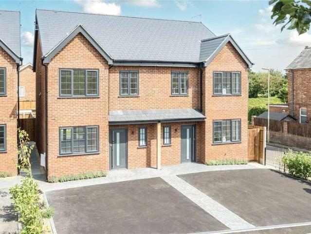 3 bed house for sale