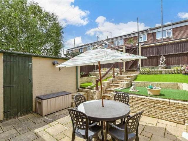 3 bed house for sale