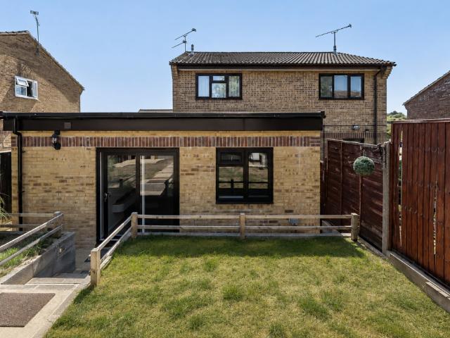 3 bed house for sale