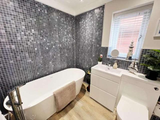 3 bed house for sale