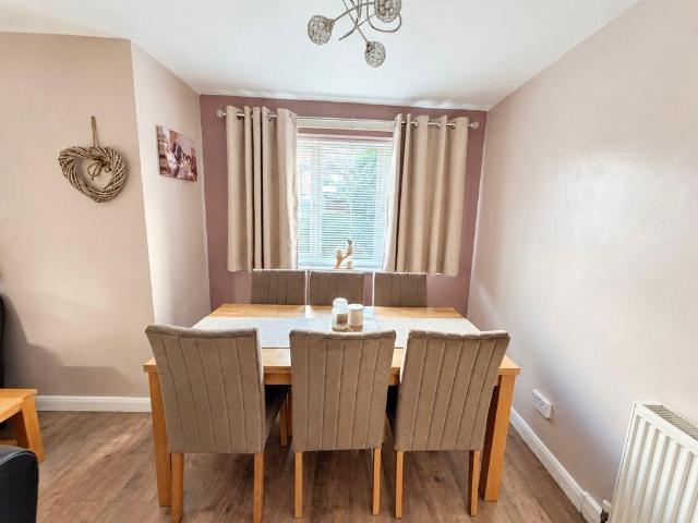 3 bed house for sale