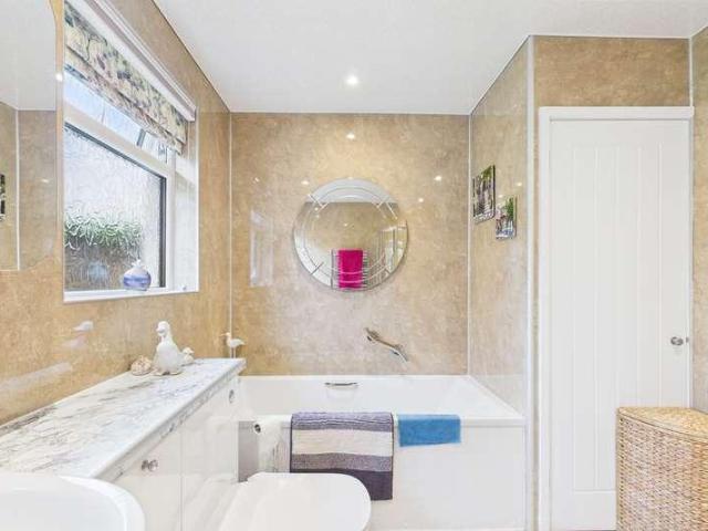 3 bed house for sale