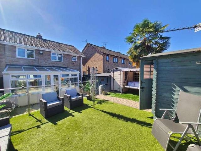 3 bed house for sale