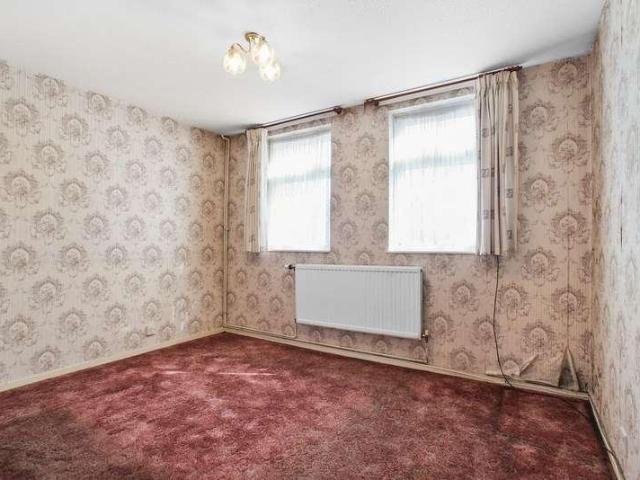 3 bed house for sale