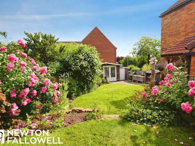 3 bed house for sale