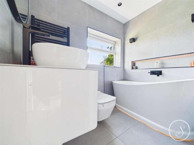 3 bed house for sale