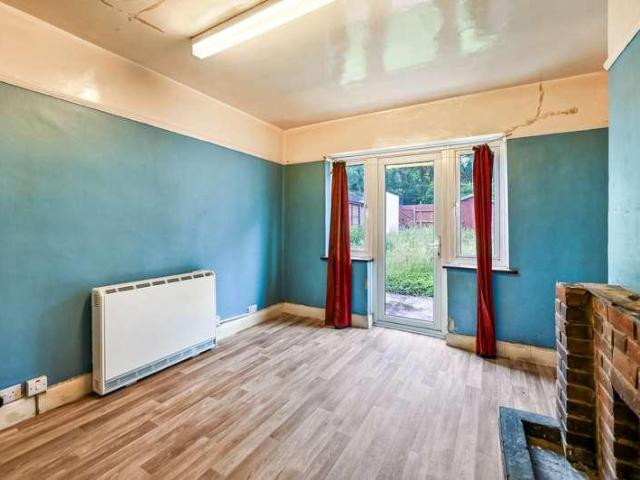 3 bed house for sale