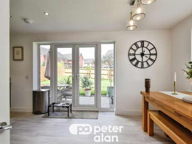 3 bed house for sale