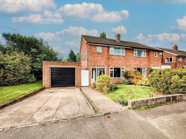 3 bed house for sale