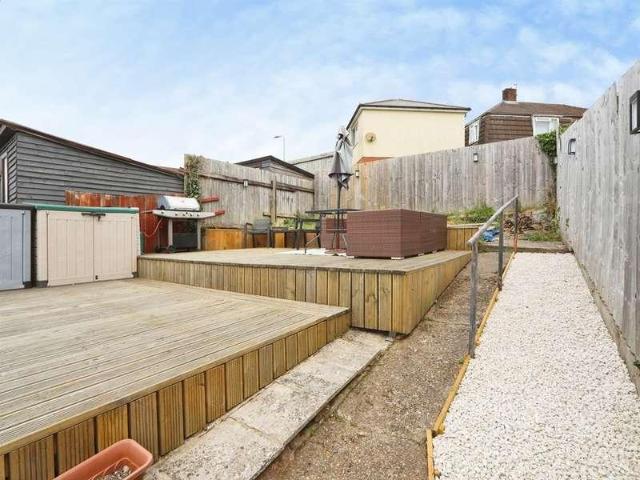 3 bed house for sale