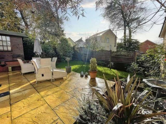 3 bed house for sale