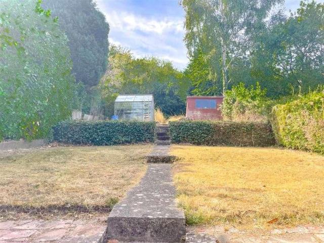 3 bed house for sale