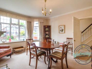 3 bed house for sale