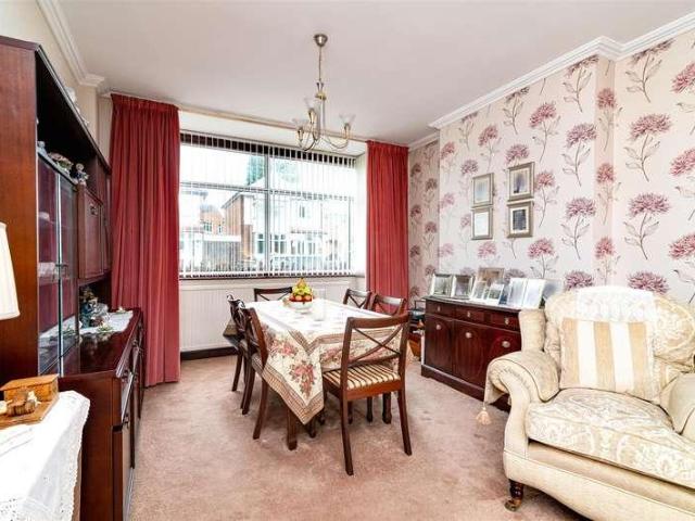 3 bed house for sale