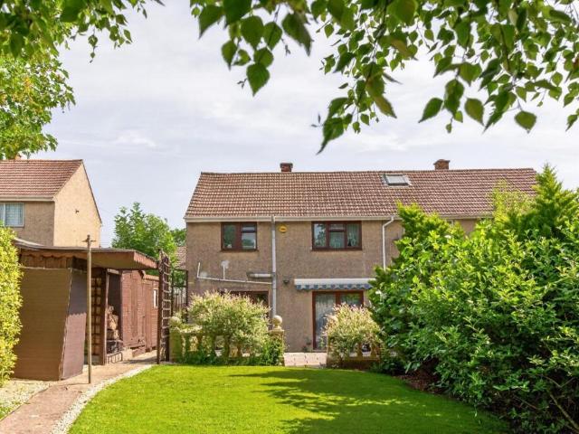 3 bed house for sale