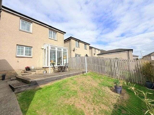 3 bed house for sale