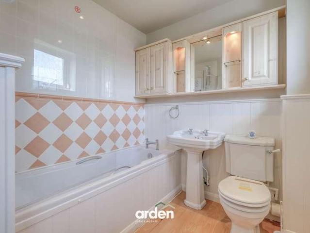 3 bed house for sale