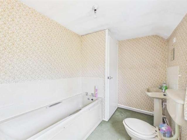 3 bed house for sale