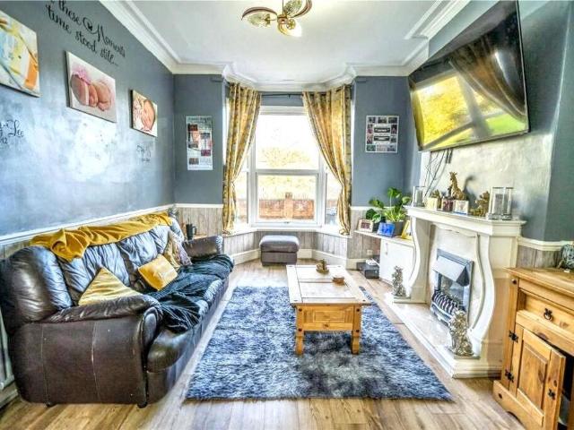 3 bed house for sale